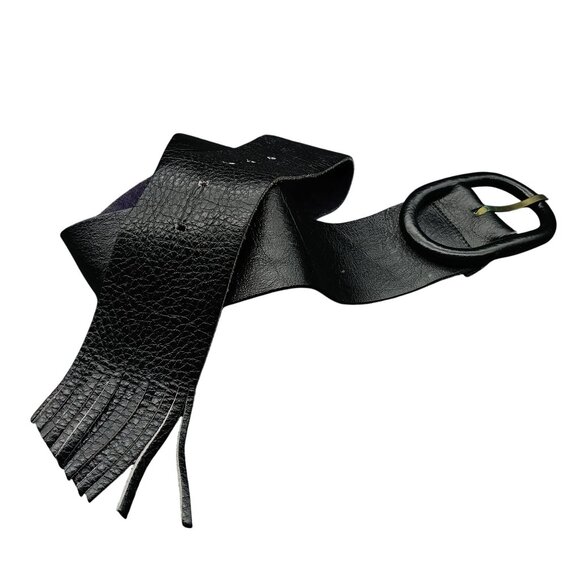 Vintage Black Textured Leather Belt With Fringe Details & Oval Buckle - Picture 2 of 2